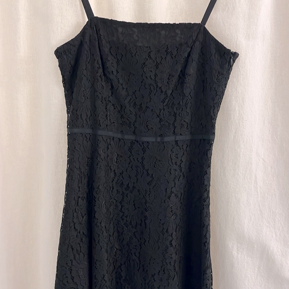 Ann Taylor size 8 P black semi formal lace dress - Picture 3 of 7